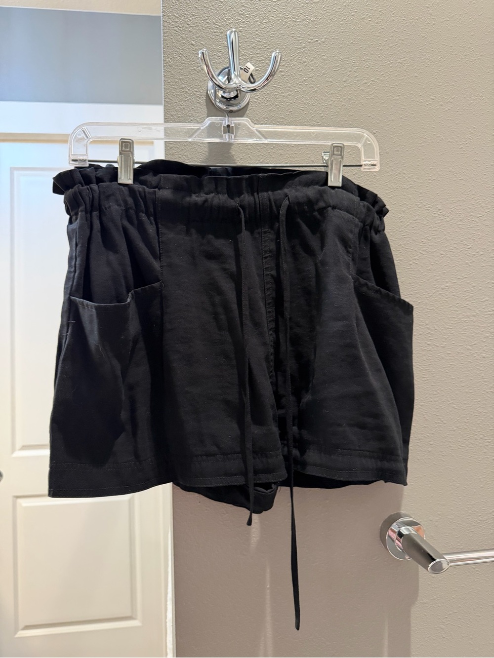 Pull&Bear Black Drawstring Pocket Athletic Shorts